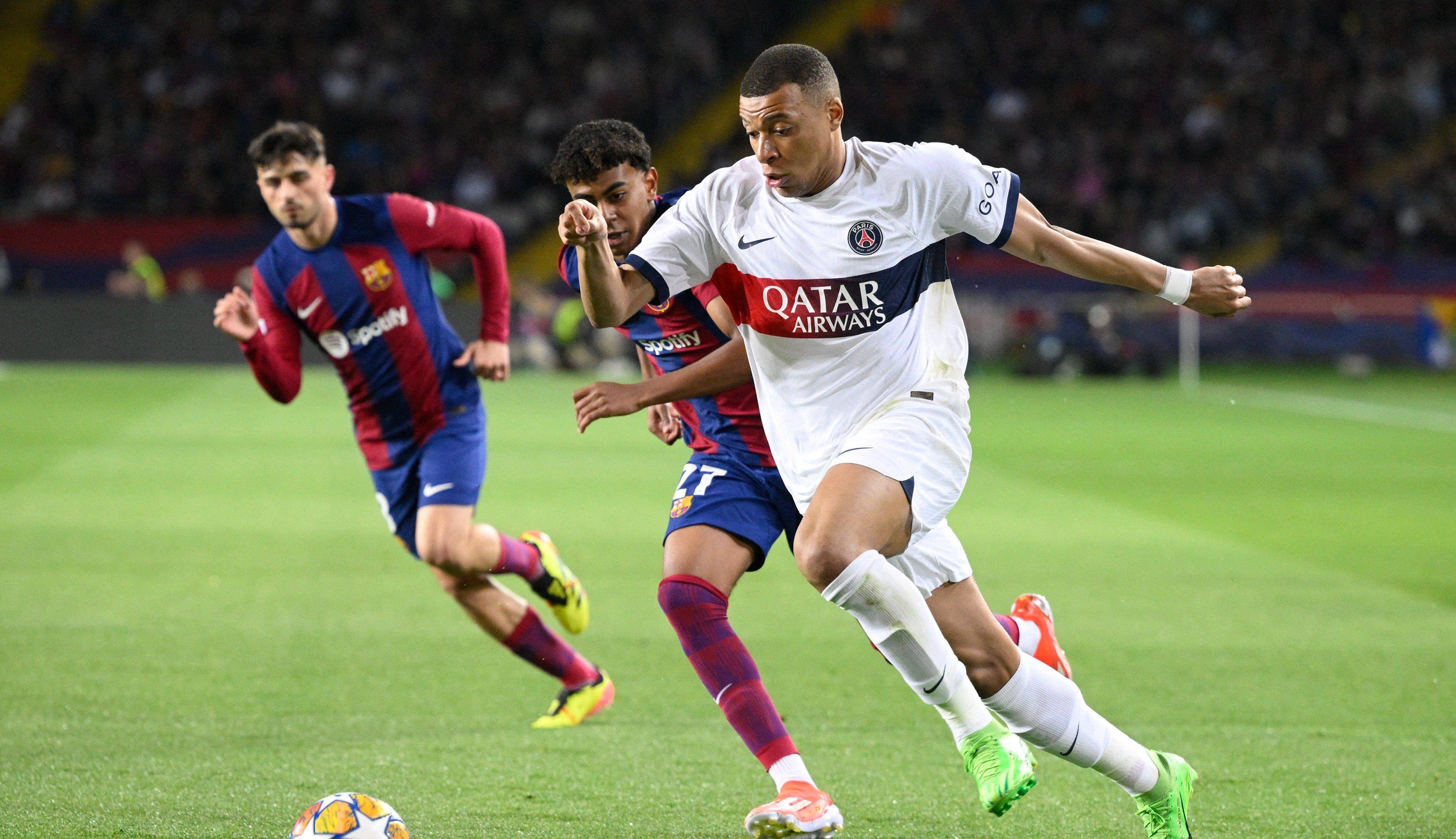 爱游戏-姆巴佩连续五场比赛得分超过持续失利，巴塞罗那不断突破！